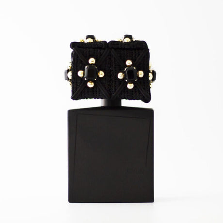 Filippo Sorcinelli Perfumes born in 2014; dedicated to the artistic passions of their creator:
Gothic art, music, photographythe fog.Shop at Theperfumedirectory.com
