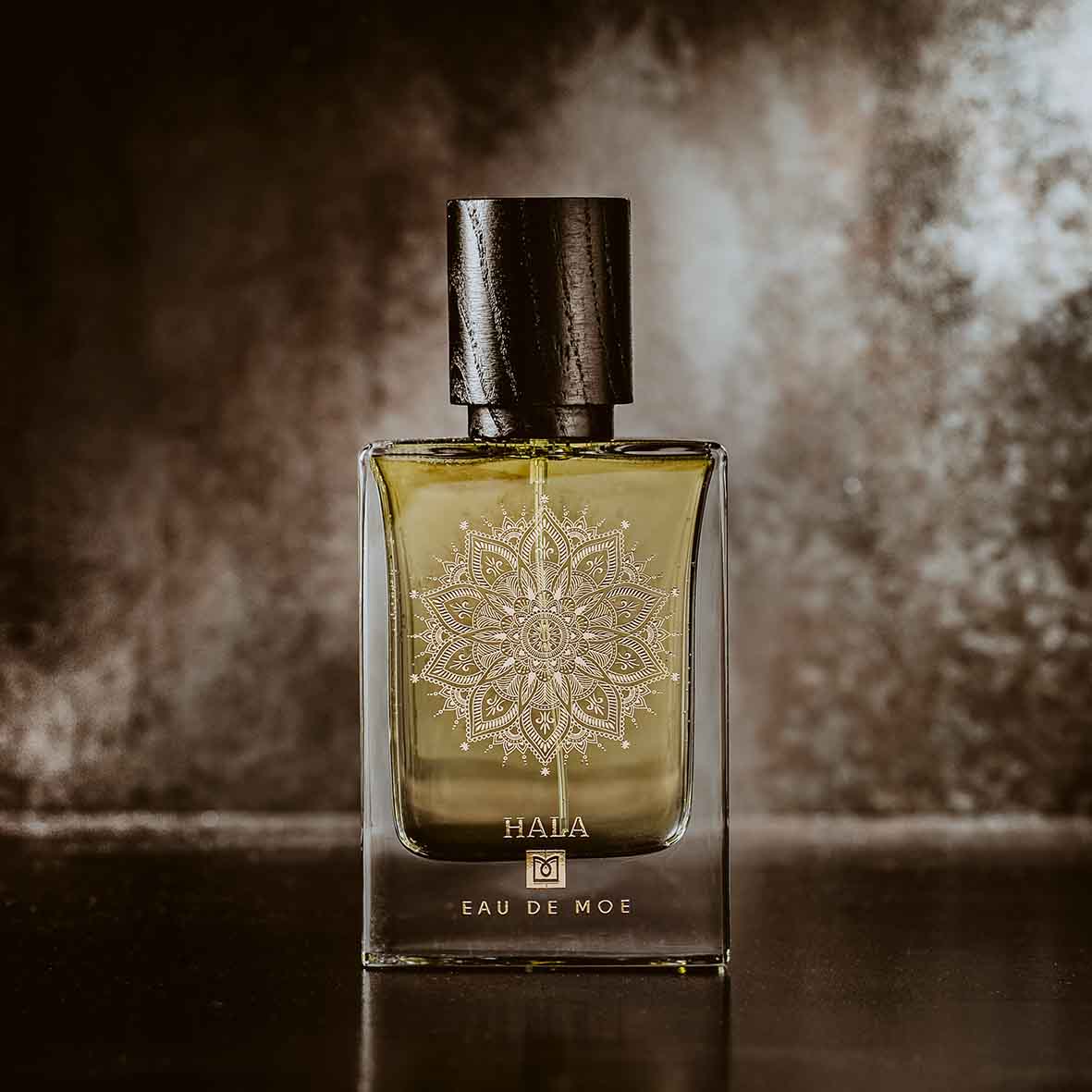 Eau De Moe was created to help share the interpretations of a fusion: "scent and art". Inspirations come from a life filled with wandering travels, different adventures and sparkling discoveries.Shop at Theperfumedirectory.com