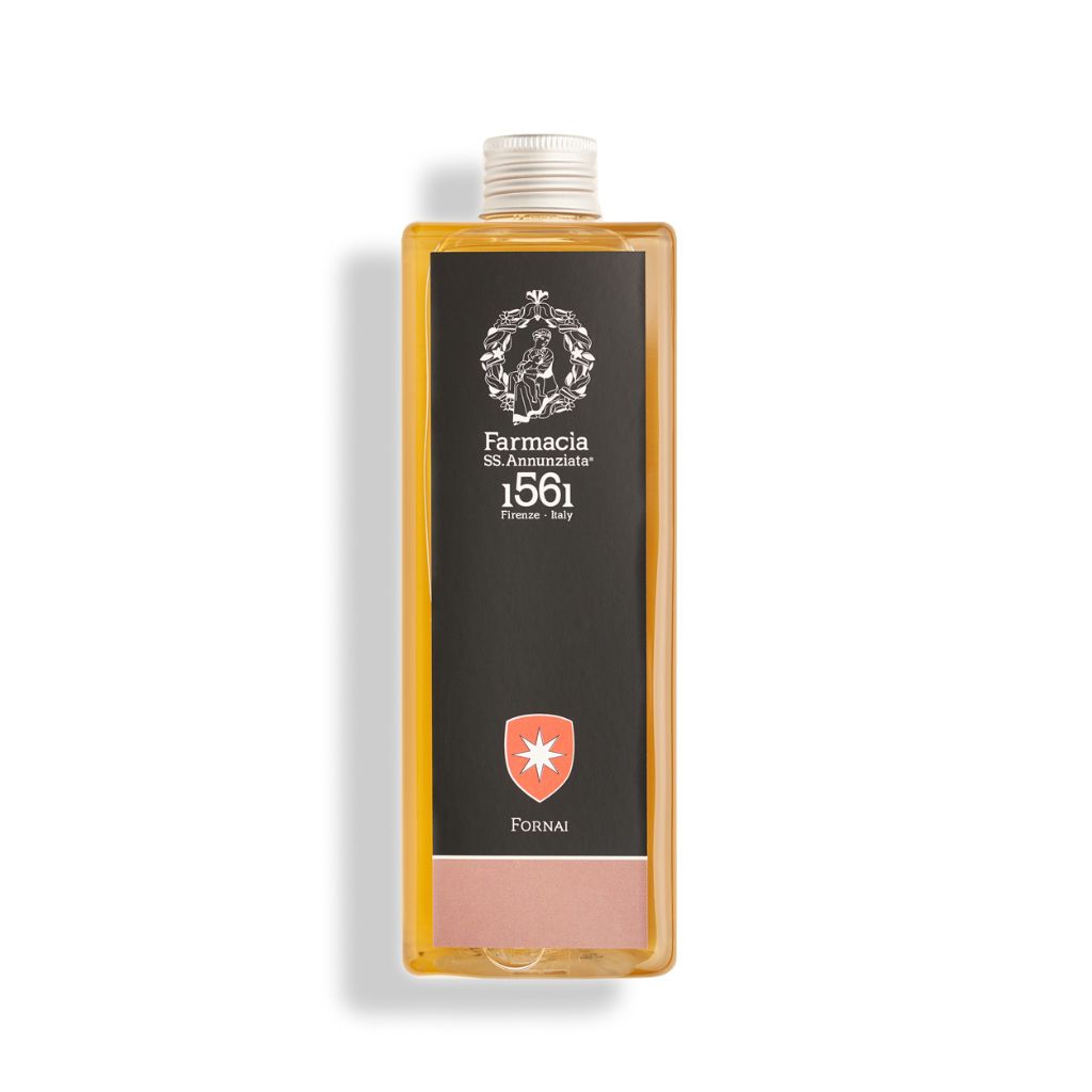 Farmacia SS Annunziata is one of the oldest Italian apothecaries, existed in benedicts monastery in the 15th century. Today, production is modernized, with the respect of the tradition and the style of the house.fragrances, skin care and cosmetics available at Theperfumedirectory.com