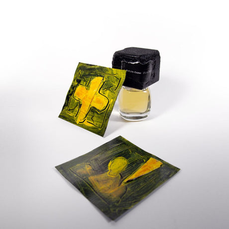 Filippo Sorcinelli Perfumes born in 2014; dedicated to the artistic passions of their creator:
  Gothic art, music, photographythe fog.Shop at Theperfumedirectory.com